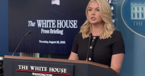 “YOUR MOM!” – Karoline Leavitt and White House Communications Director Steven Cheung Tag Team Huffington Post Reporter’s “Bullish*t Question” with Hilarious Response
